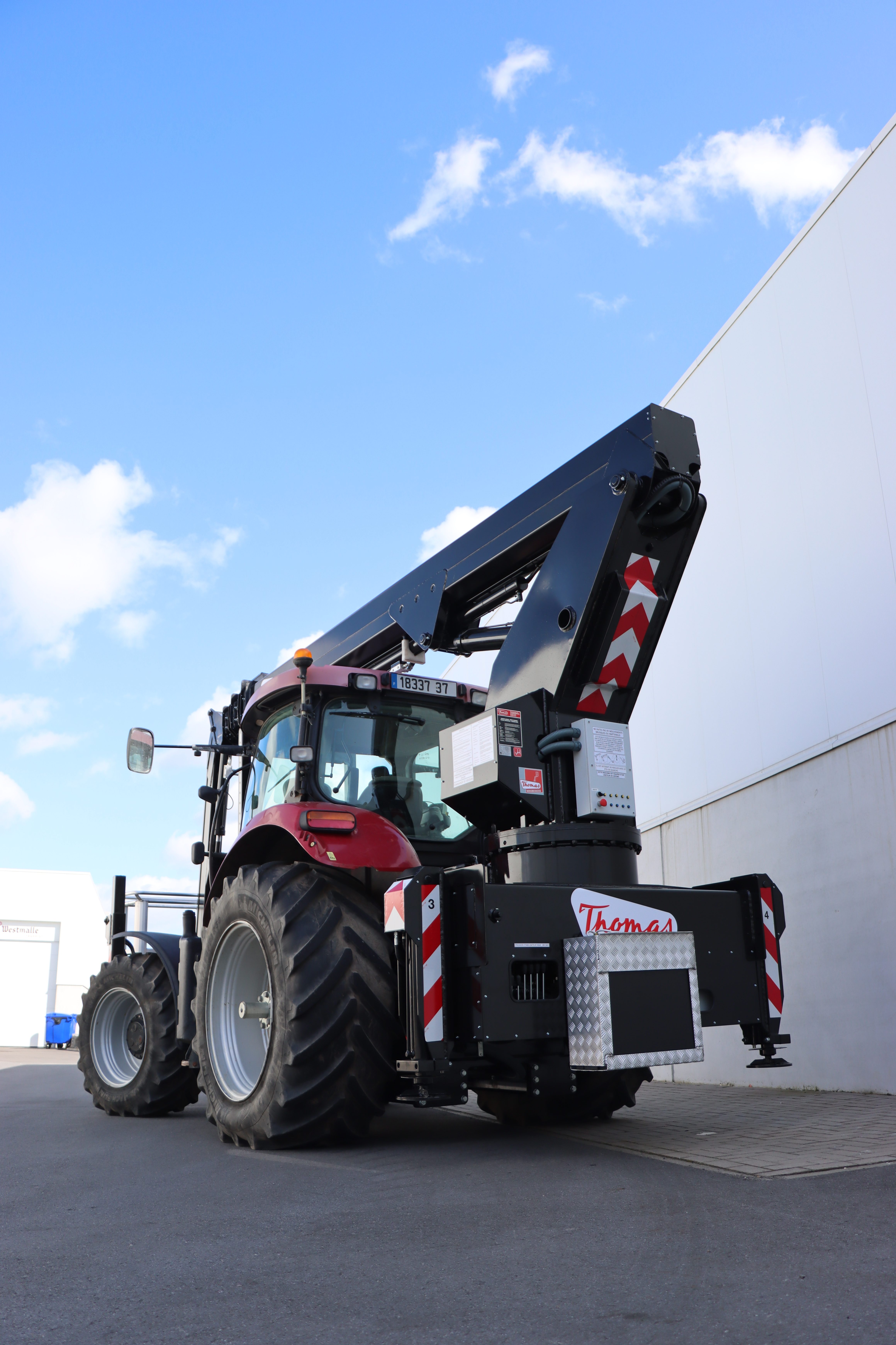 240NCTJ, tractor hoogwerker