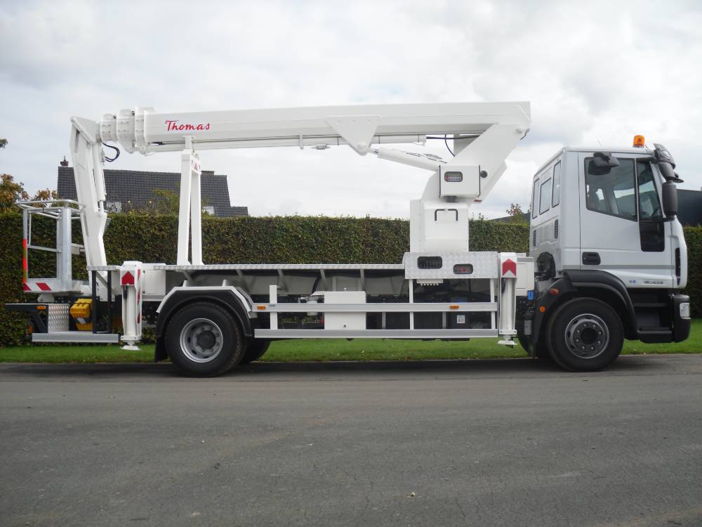 240 TR (C), nacelle sur camion