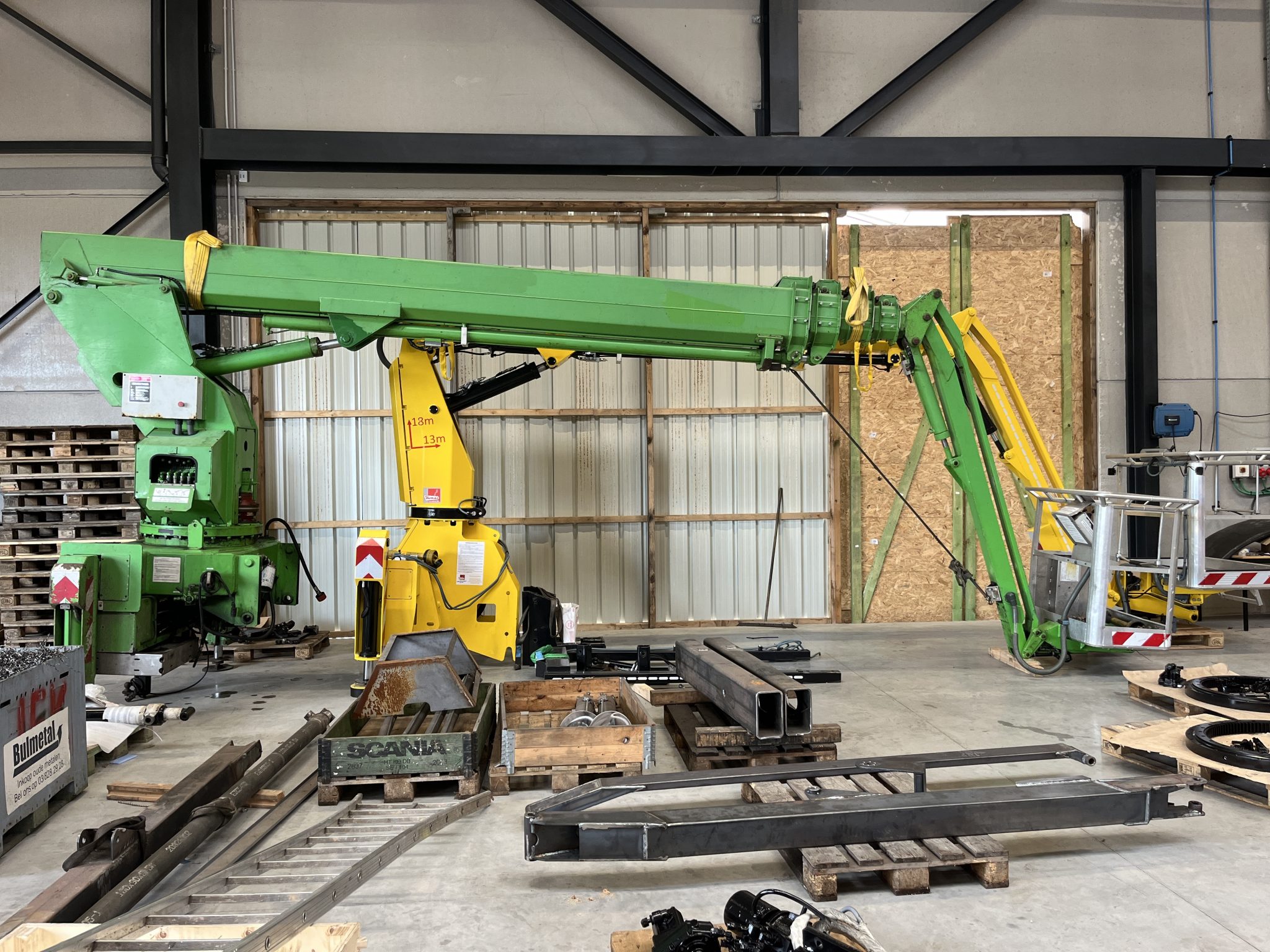 300NCTJ (2011), tweedehandshoogwerker